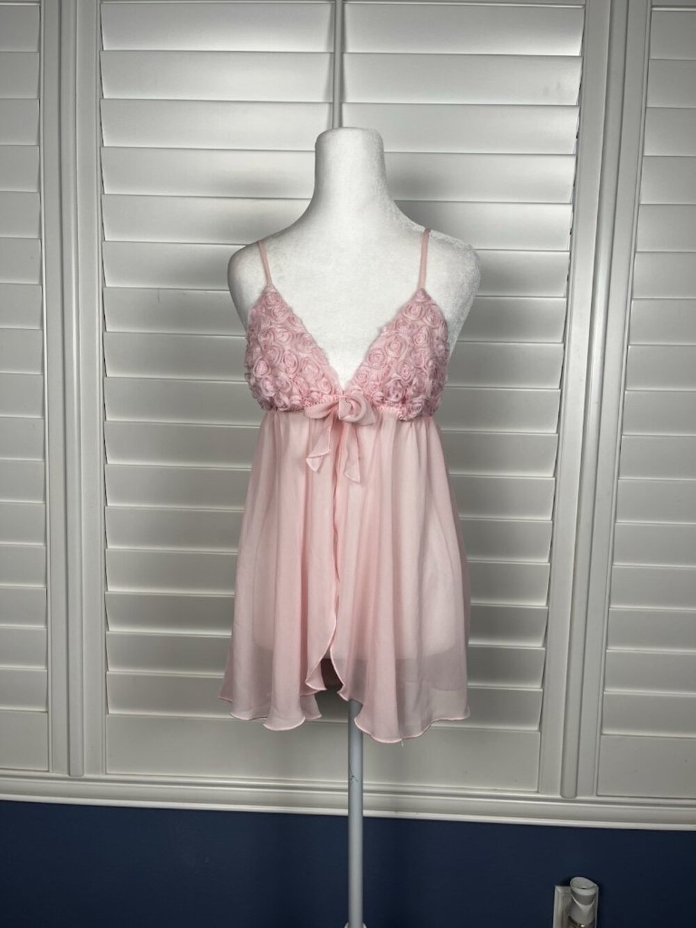 Delicates Pink Babydoll Lingerie Sheer Rosette Lace Nightgown Adjustable Straps